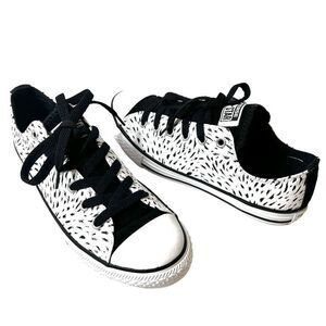 Converse All Star Women's 6.5-7 Black White Glossy Sneakers Lace Up Youth 5 Low